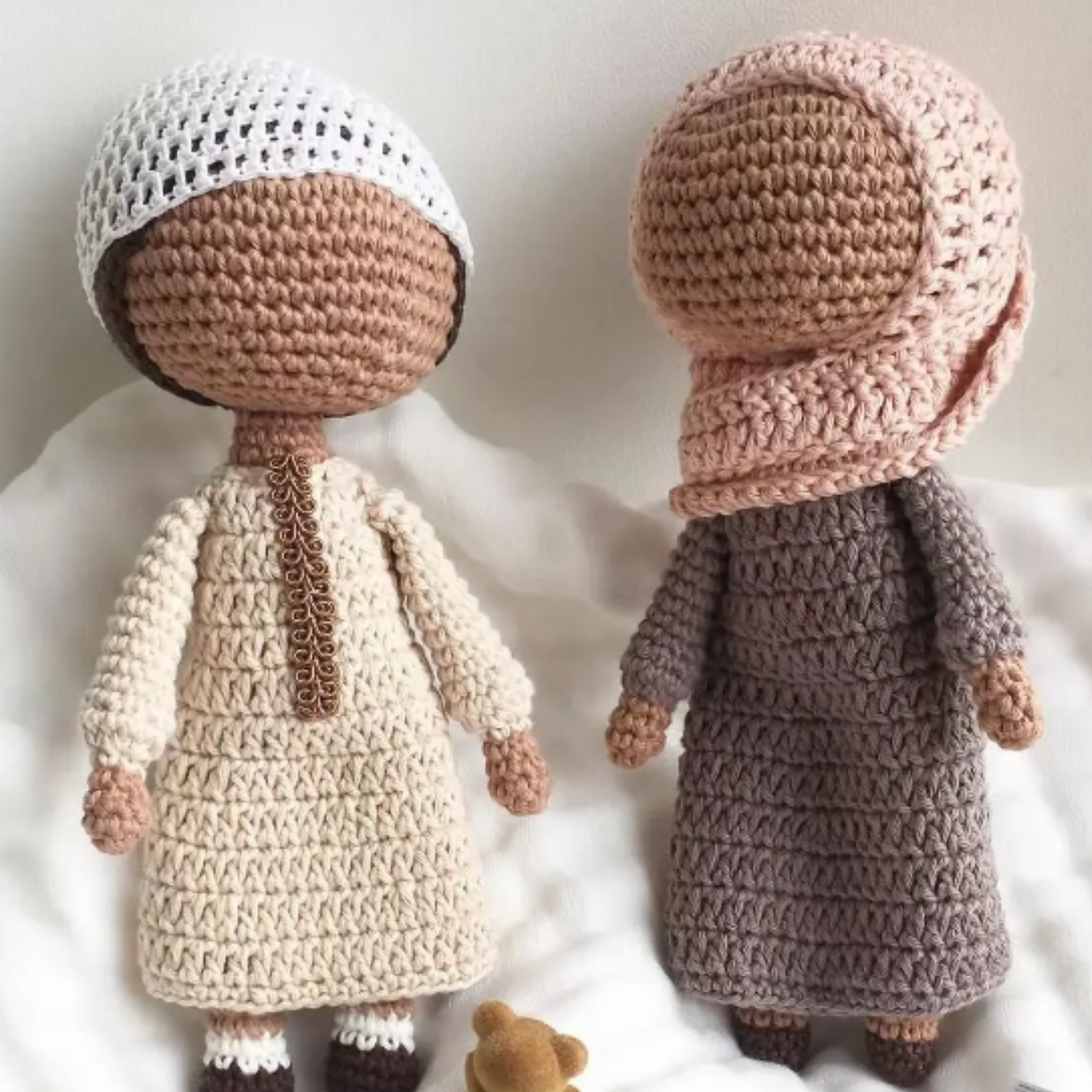 Crochet male and female doll